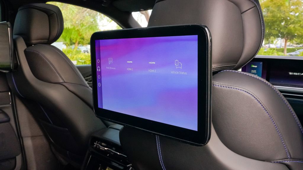 New 2026 Cadillac Escalade IQL Sport 1 w/ LPO, ONYX Package image 14