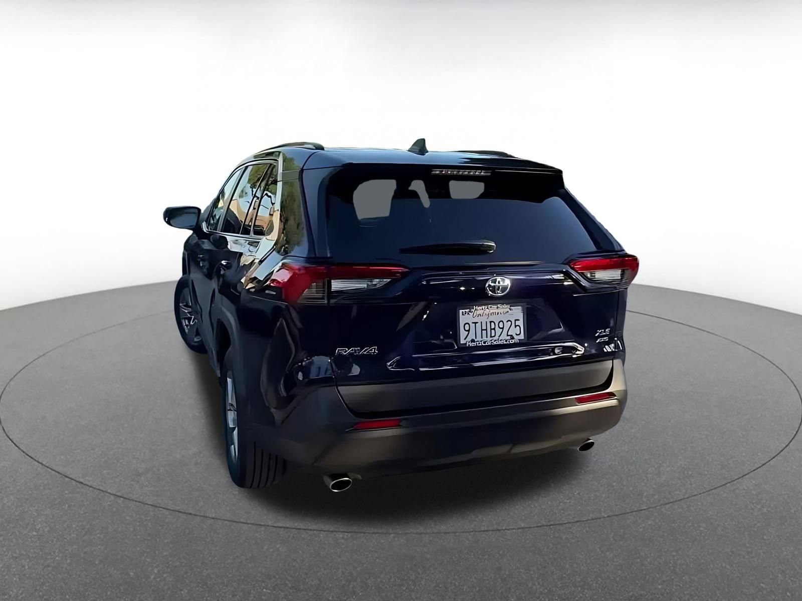 Used 2025 Toyota RAV4 XLE image 11