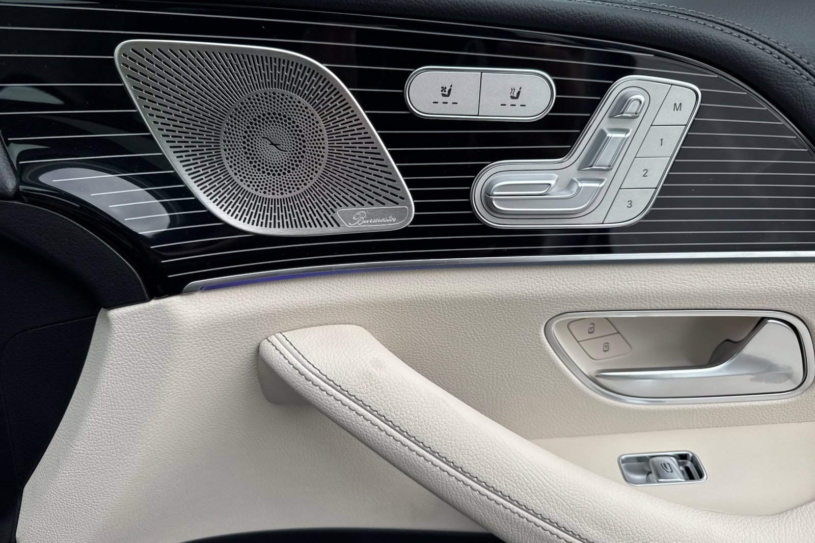 New 2026 Mercedes-Benz GLS 450 4MATIC image 22
