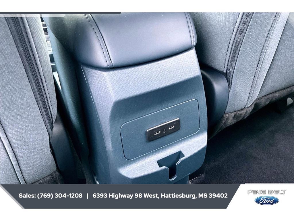 Used 2025 Ford Maverick XLT FWD image 25
