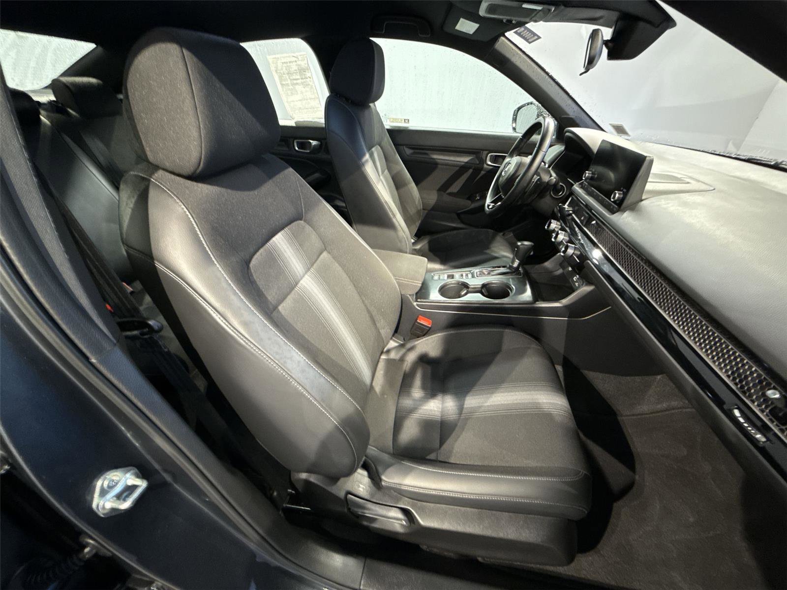 Used 2024 Honda Civic Sport image 25