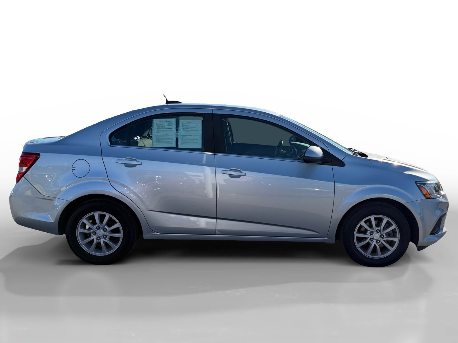 Used 2017 Chevrolet Sonic LT image 6