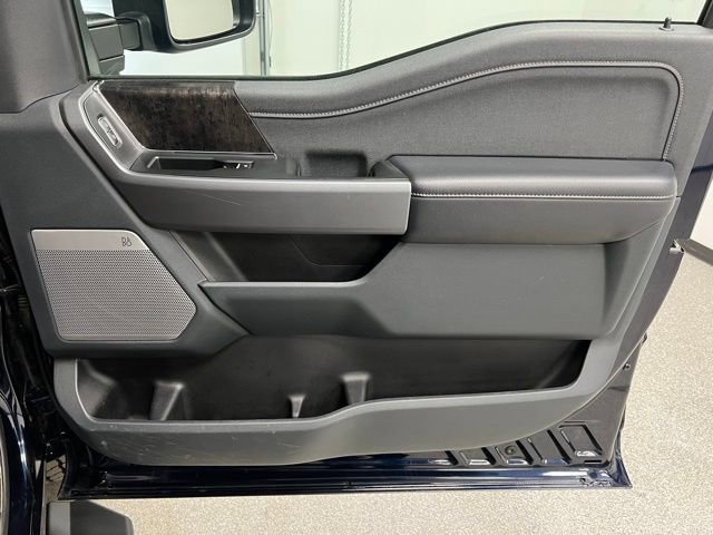 Used 2025 Ford F350 Lariat w/ Black Appearance Package AWD/4WD image 55