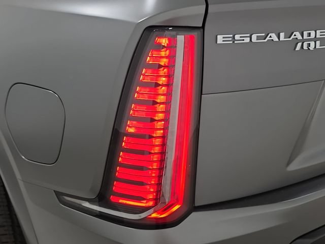 New 2026 Cadillac Escalade IQL Sport 2 w/ LPO, Floor Liner Package AWD/4WD image 28