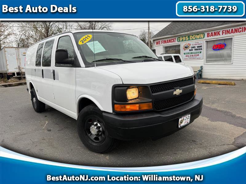Used 2011 Chevrolet Express 2500 image 1