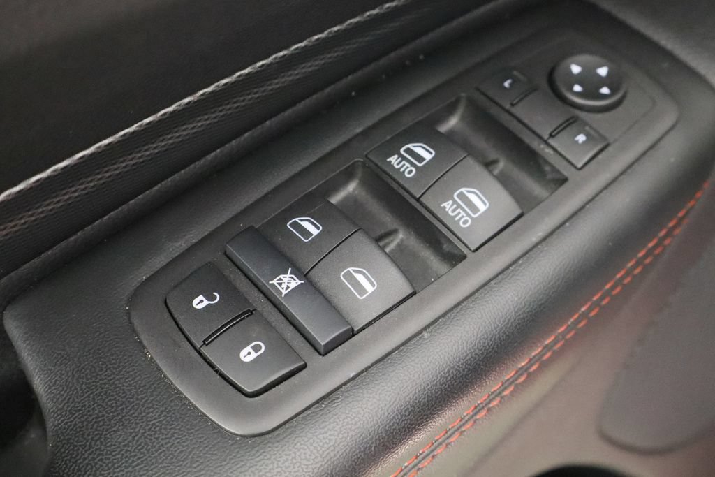 Used 2025 Dodge Durango GT AWD/4WD image 22