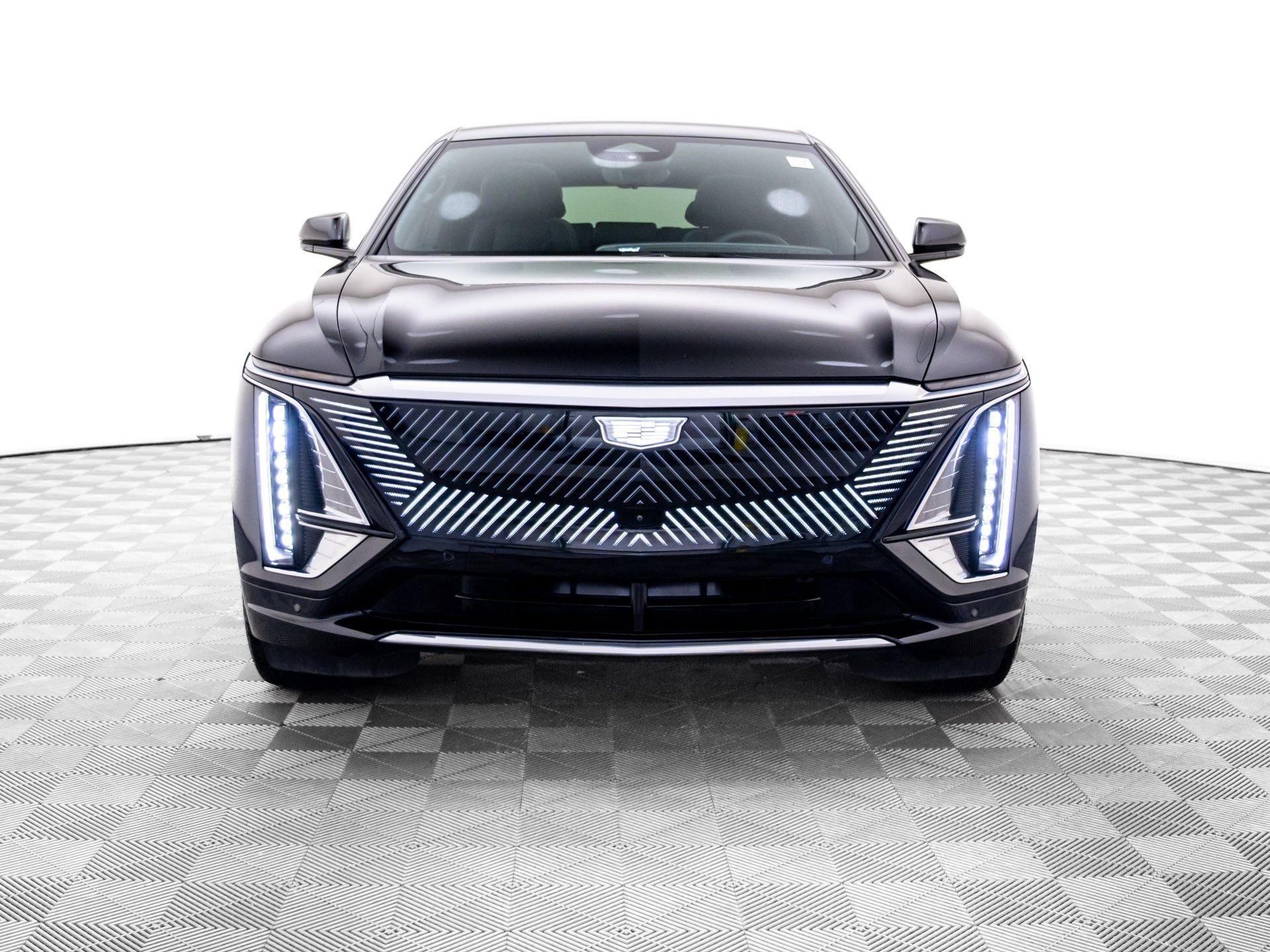 Certified 2025 Cadillac Lyriq Luxury w/ LPO, Floor Liner Package image 10