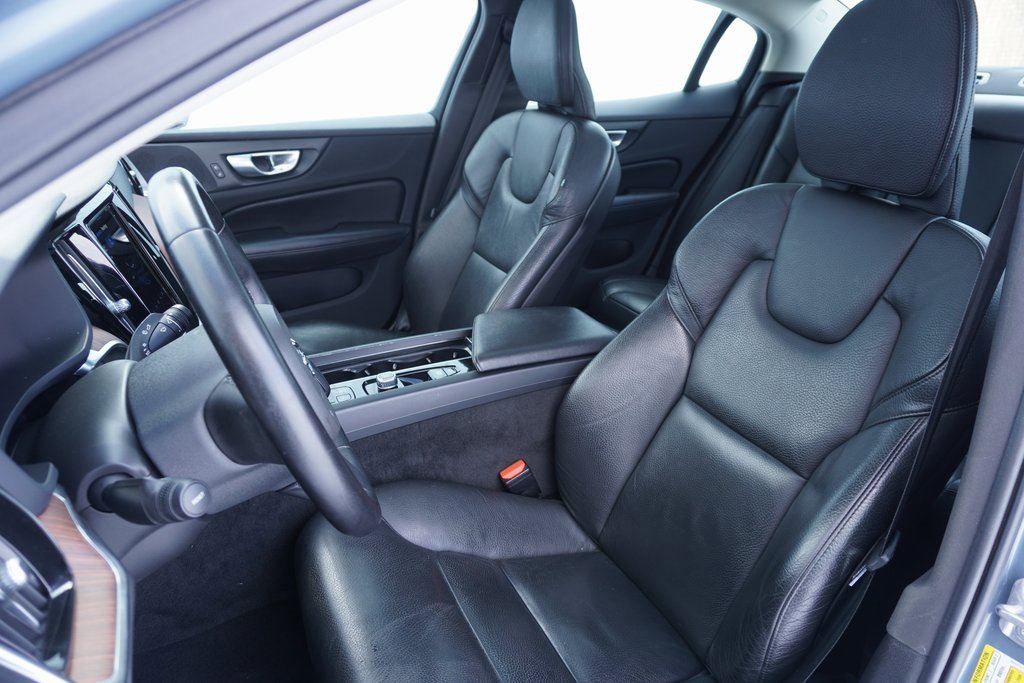 Used 2024 Volvo S60 B5 Plus image 11