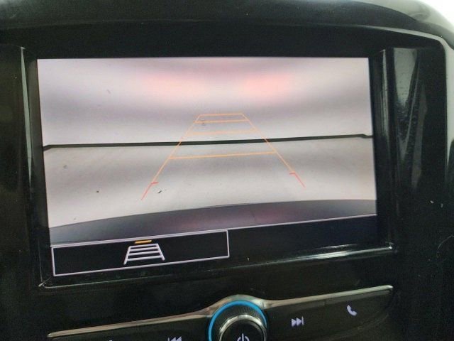 Used 2020 Chevrolet Traverse LS image 3