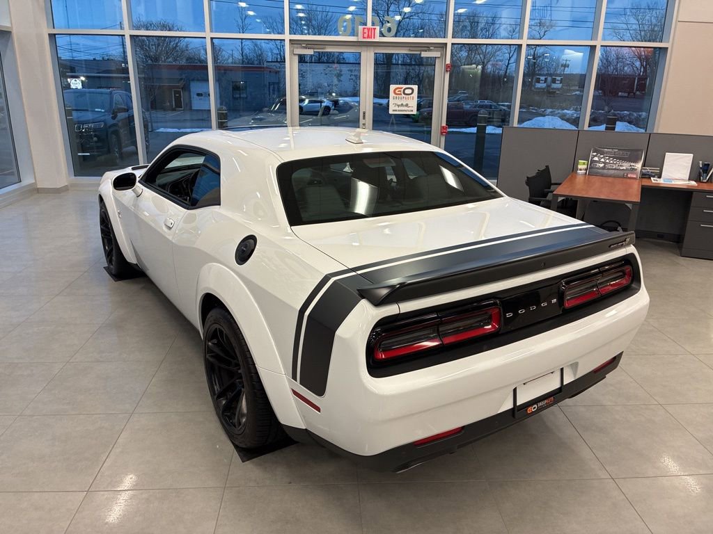 Used 2022 Dodge Challenger R/T Scat Pack RWD image 8