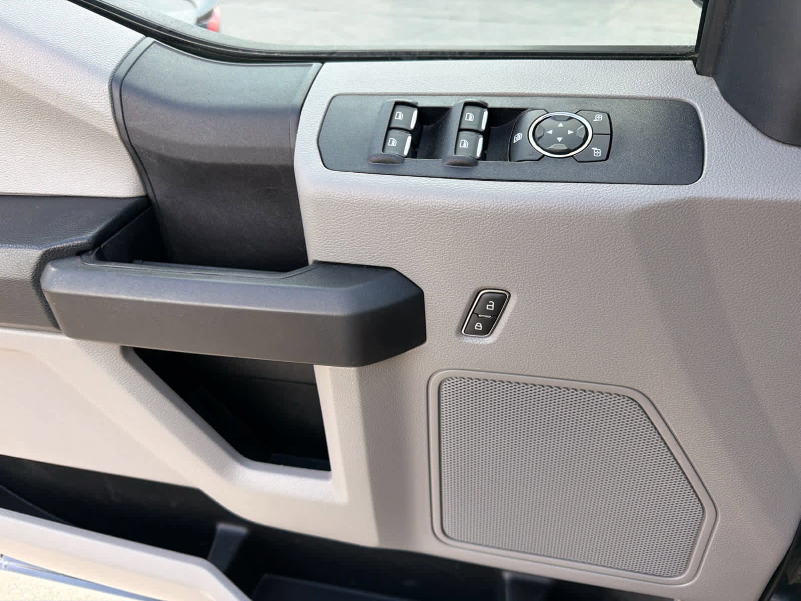 Used 2020 Ford F250 XL w/ STX Appearance Package image 20