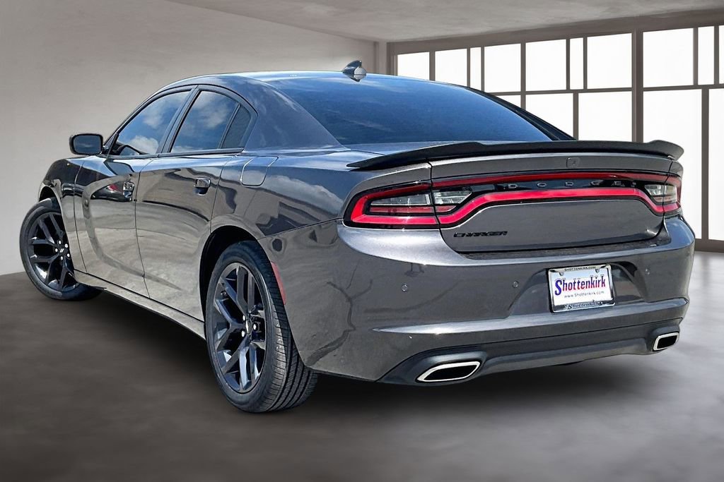 Used 2023 Dodge Charger SXT w/ Blacktop Package RWD image 4