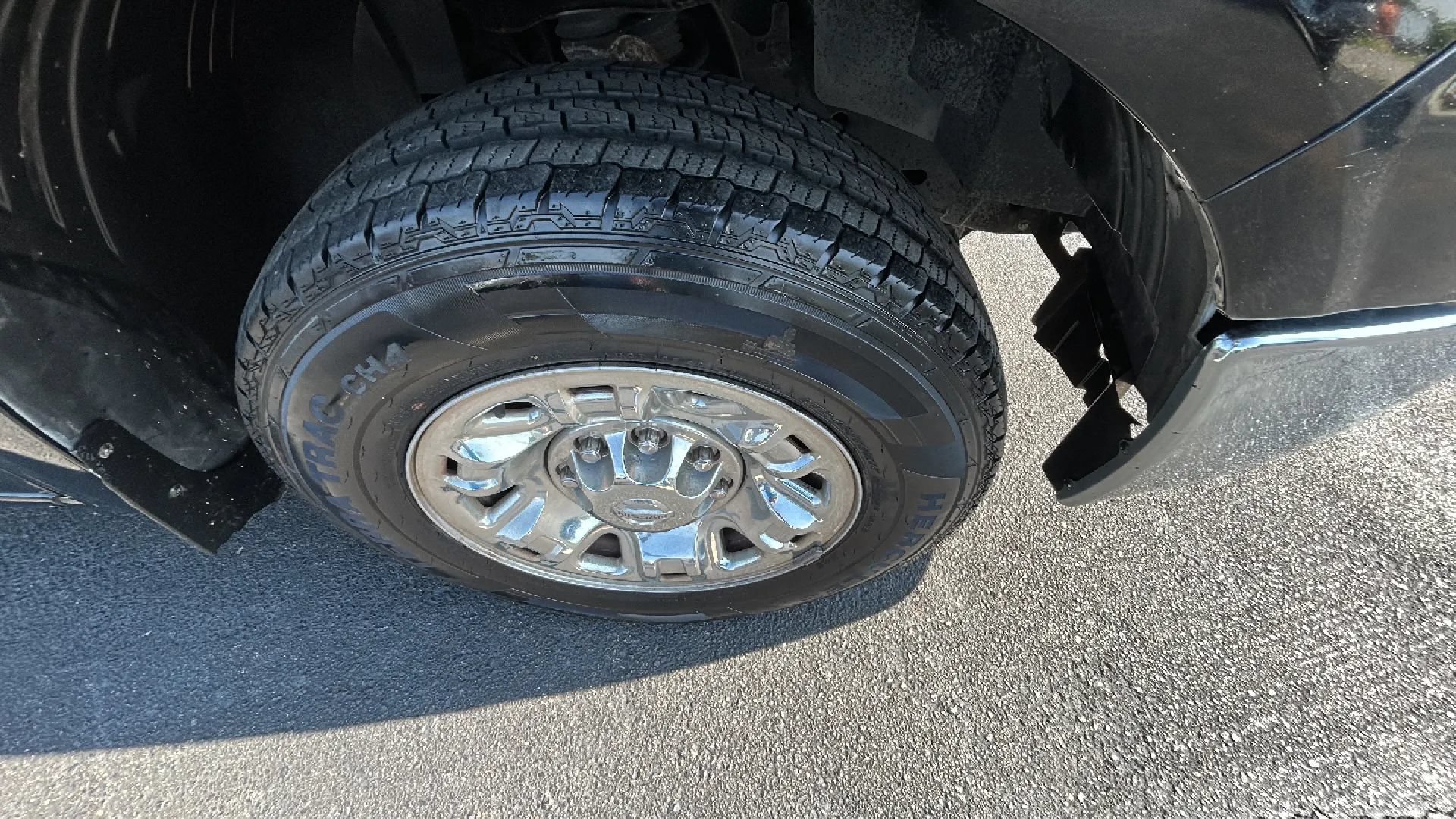 Used 2014 Nissan NV 3500 SL w/ Technology Package RWD image 38