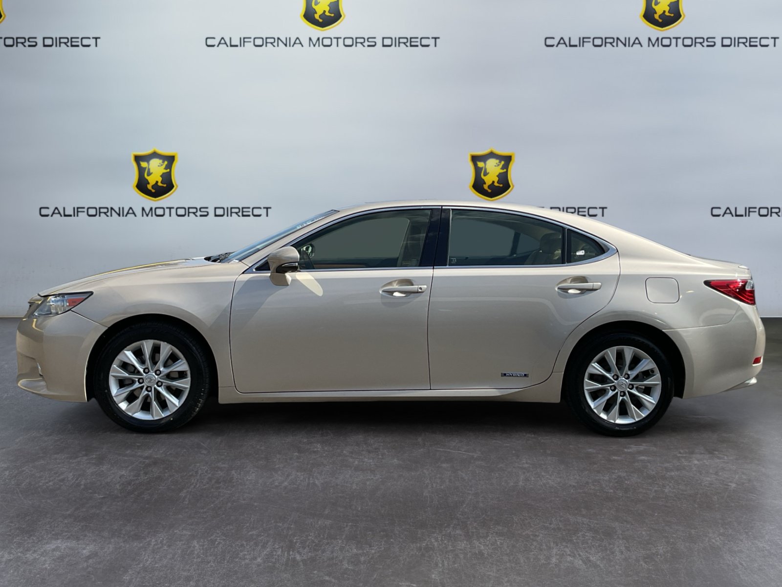 Used 2014 Lexus ES 300h FWD image 6