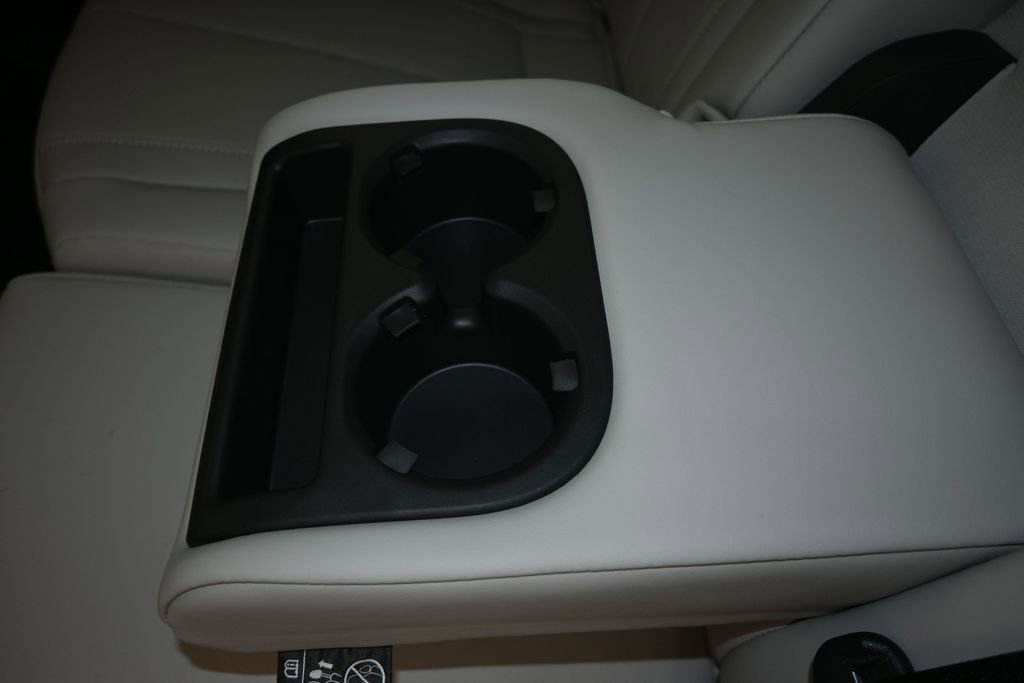 New 2027 INFINITI QX60 Luxe w/ Cargo Package FWD image 18