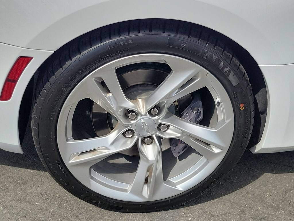 Used 2023 Chevrolet Camaro SS RWD image 6