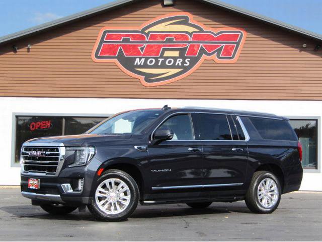 Used 2023 GMC Yukon XL SLT w/ SLT Luxury Package AWD/4WD image 2