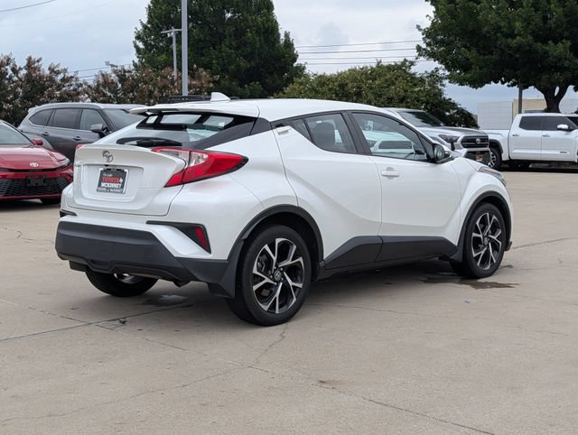 Used 2021 Toyota C-HR XLE FWD image 5