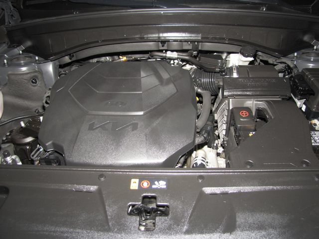 Used 2022 Kia Telluride S AWD/4WD image 23