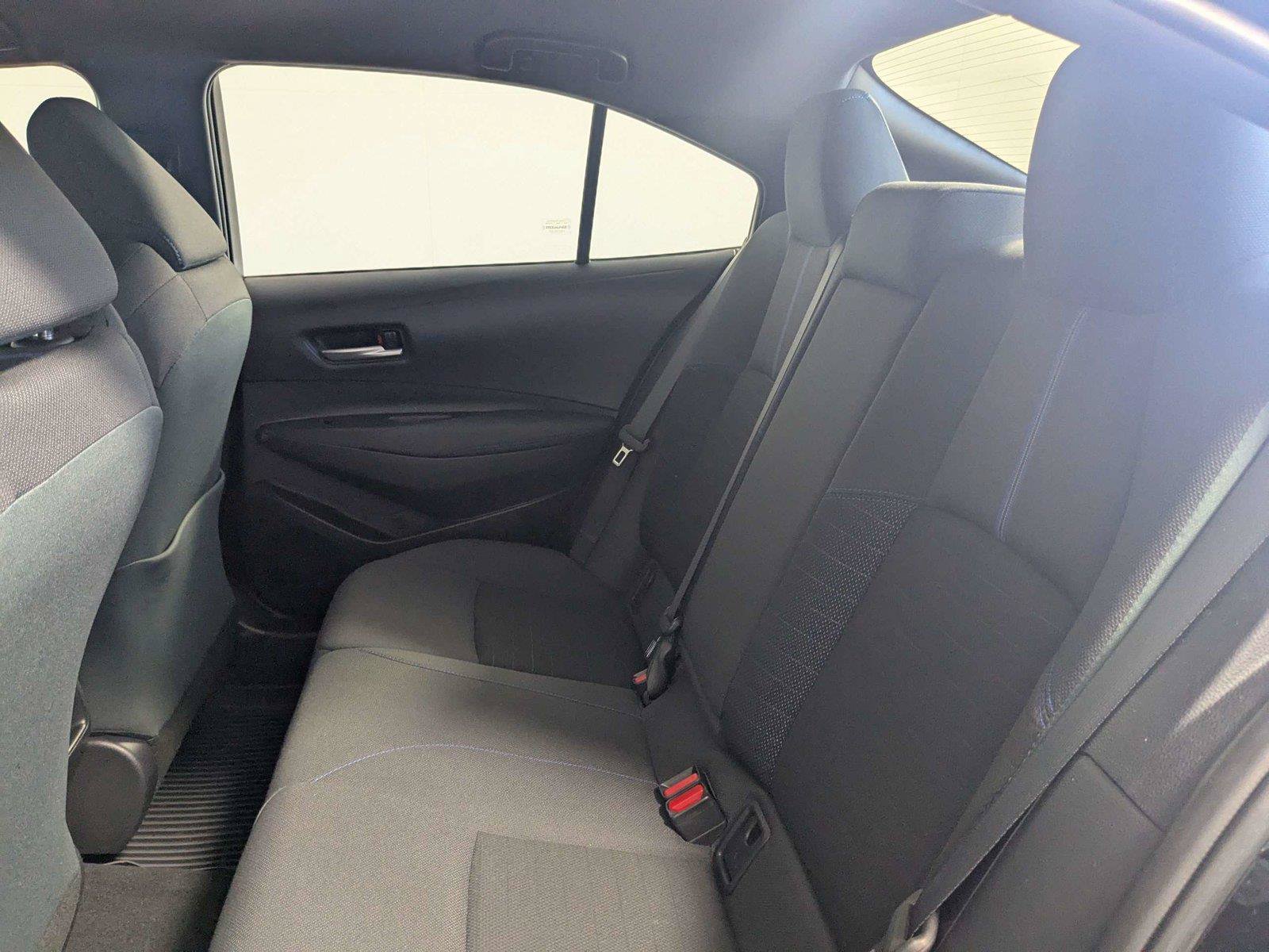 Used 2021 Toyota Corolla SE FWD image 33