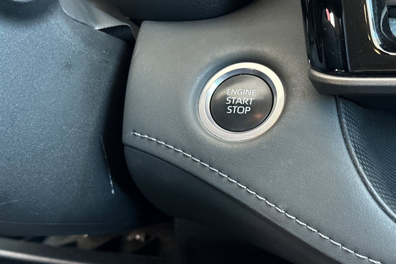 Used 2024 Toyota Highlander LE image 23