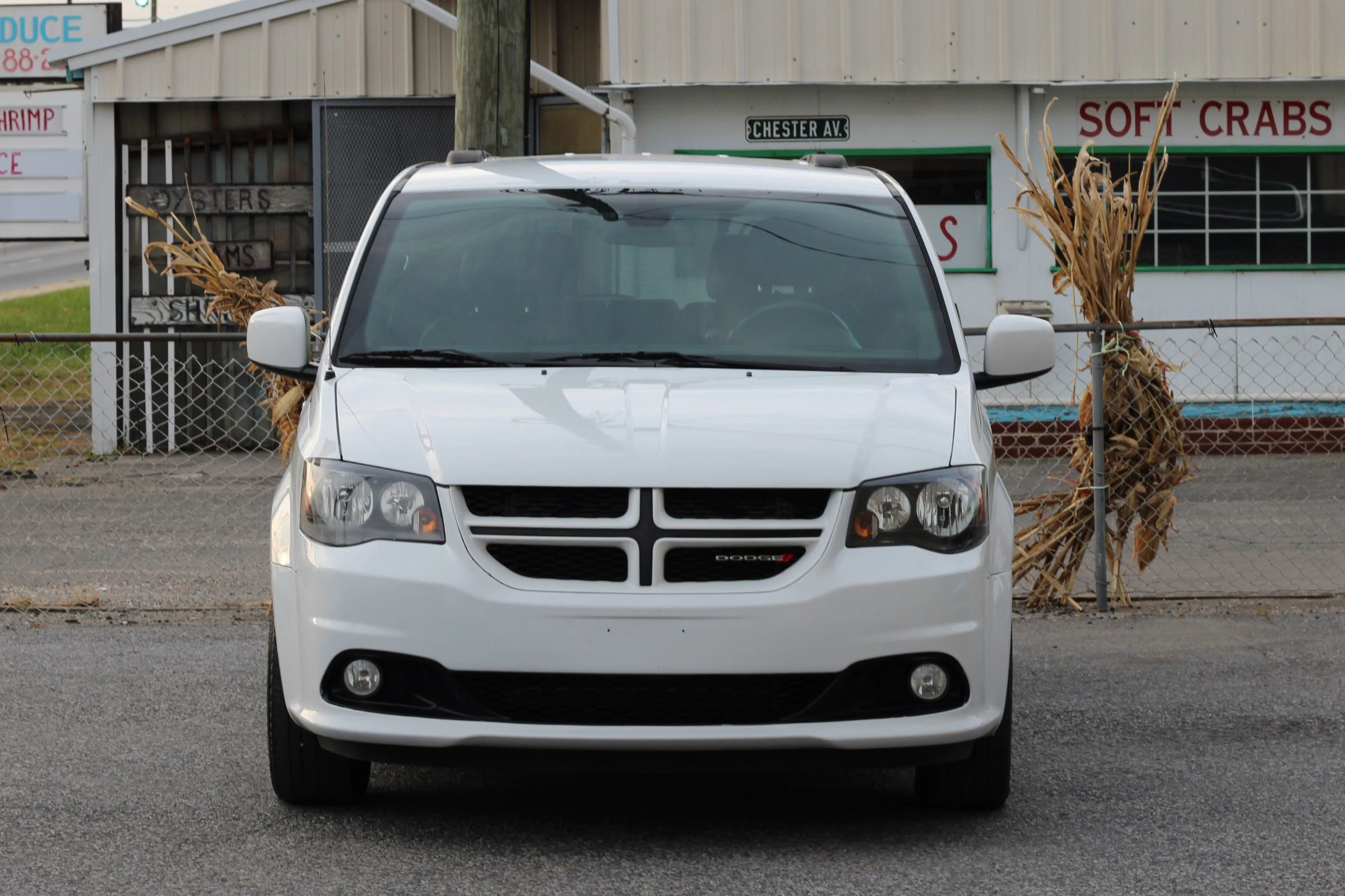 Used 2019 Dodge Grand Caravan GT image 2