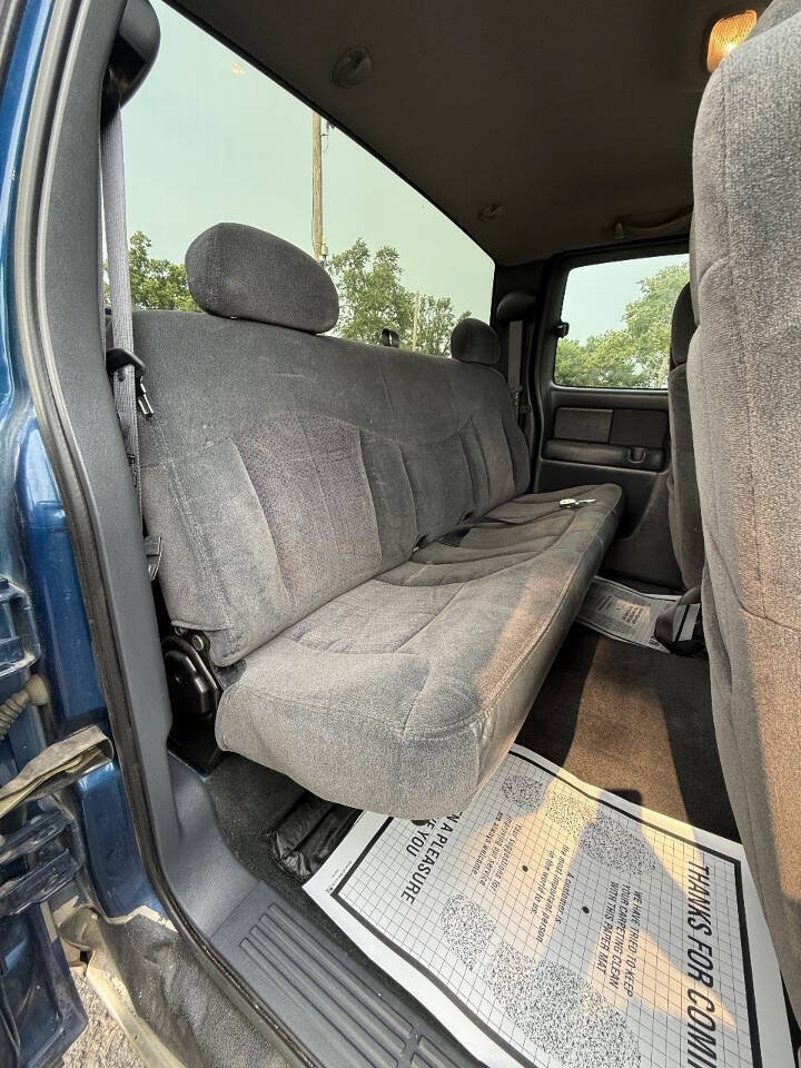 Used 2001 Chevrolet Silverado 1500 LS w/ Off-Road Chassis Pkg AWD/4WD image 17