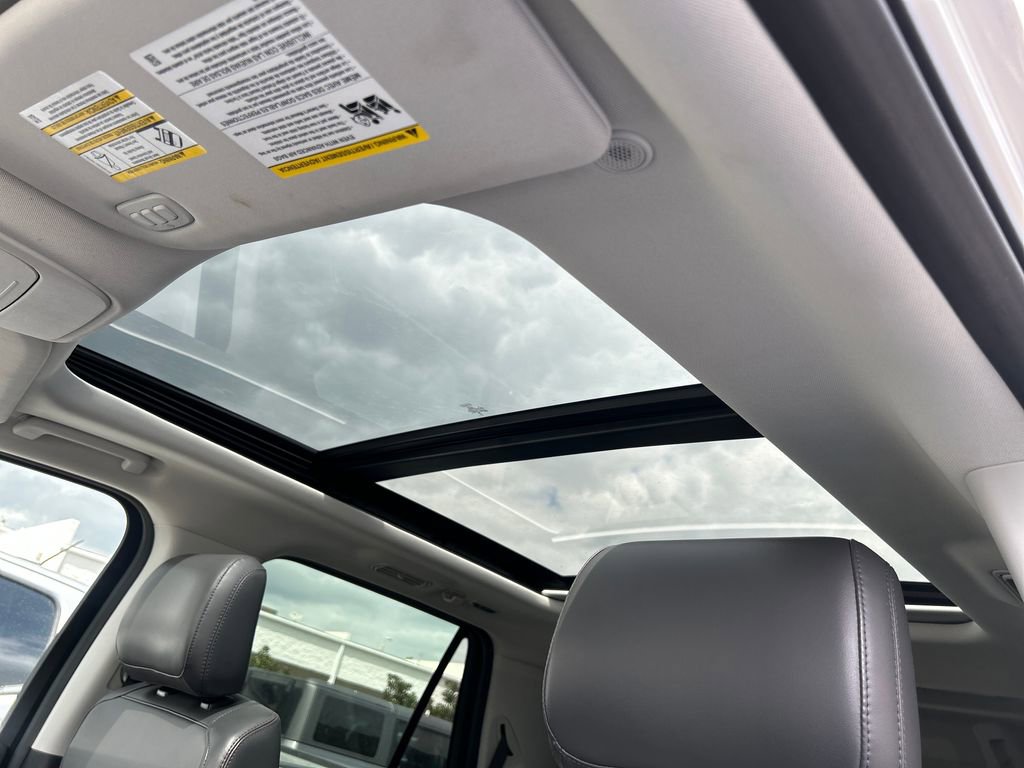 Certified 2025 Ford Expedition Active image 22