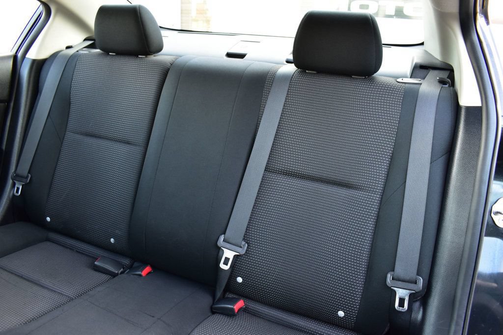 Used 2012 MAZDA MAZDA3 i Sport FWD image 22