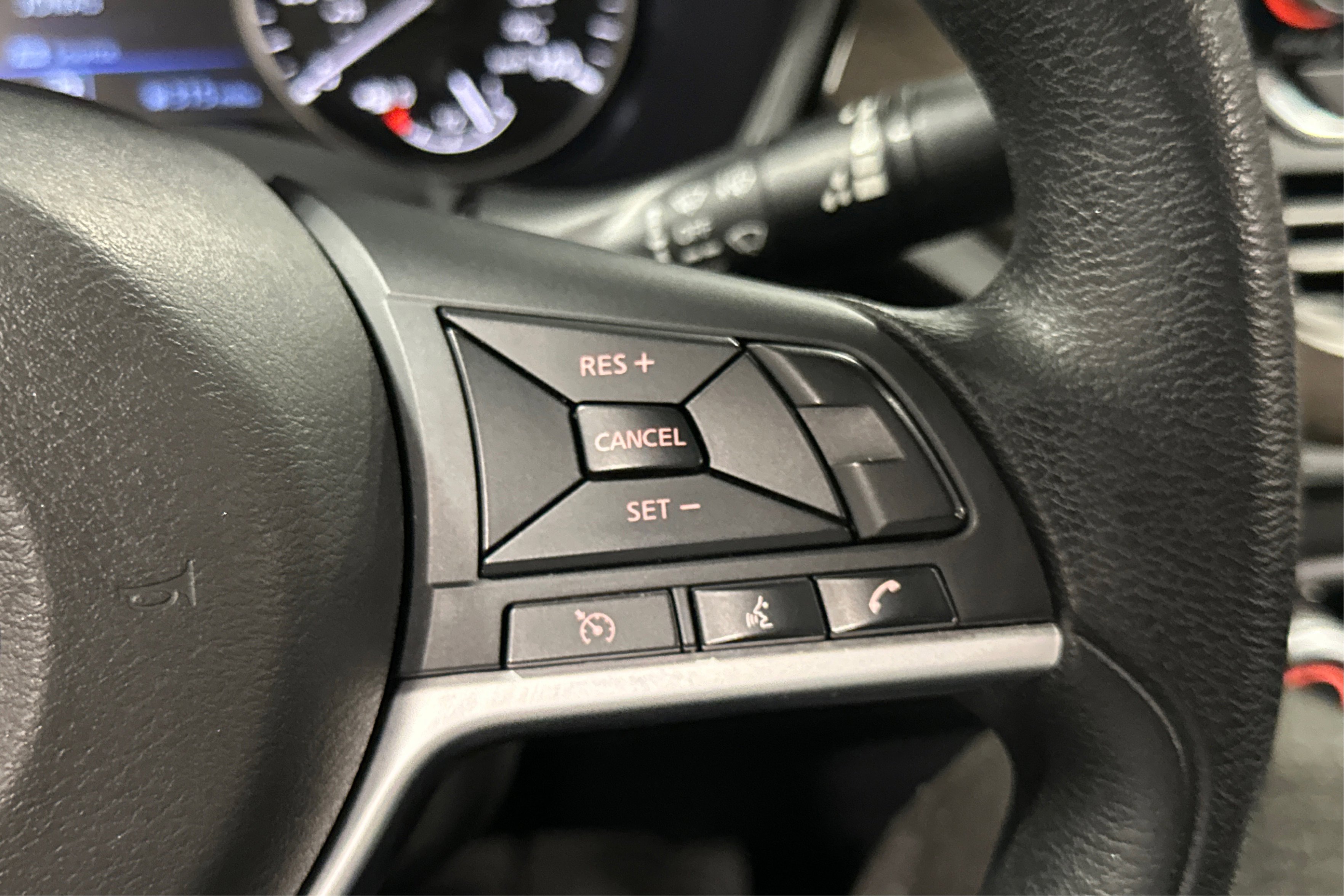 Used 2024 Nissan Altima 2.5 SV image 24