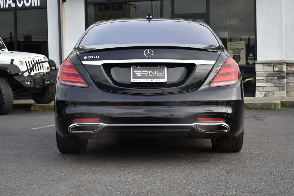 Used 2018 Mercedes-Benz S 560 Sedan w/ AMG Line Exterior image 10