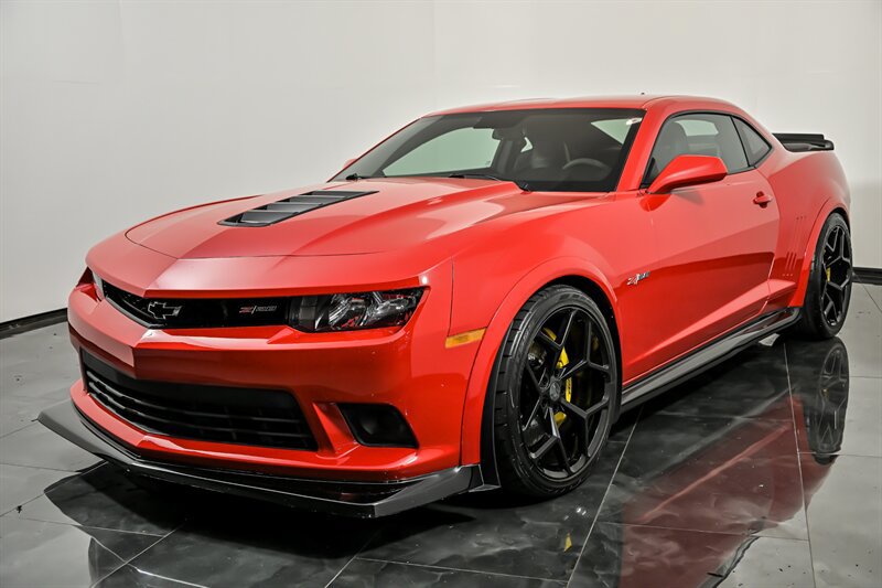 Used 2015 Chevrolet Camaro Z/28 RWD image 5