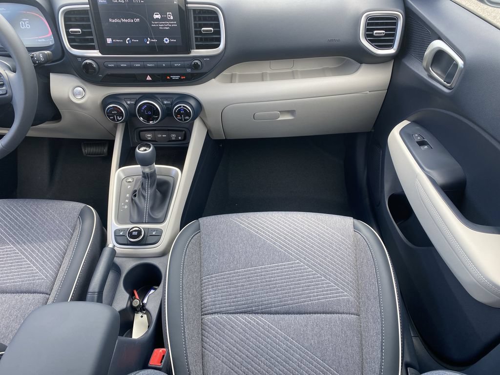 New 2026 Hyundai Venue SEL FWD image 16