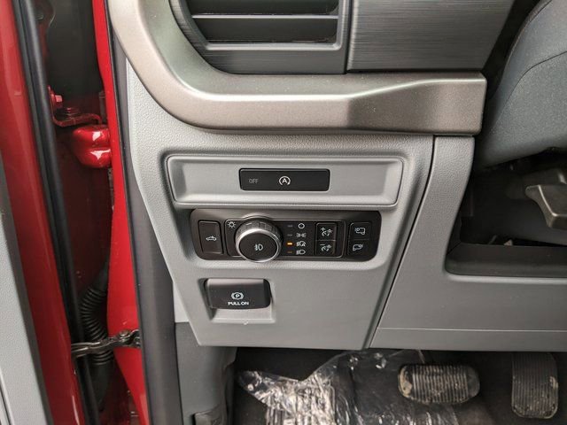Used 2025 Ford F150 XLT w/ Equipment Group 302A MID image 33