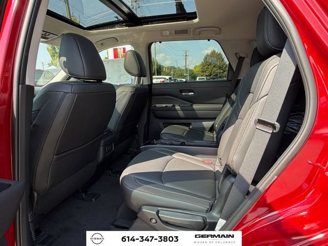 New 2026 Nissan Pathfinder SL w/ SL Premium Package AWD/4WD image 13