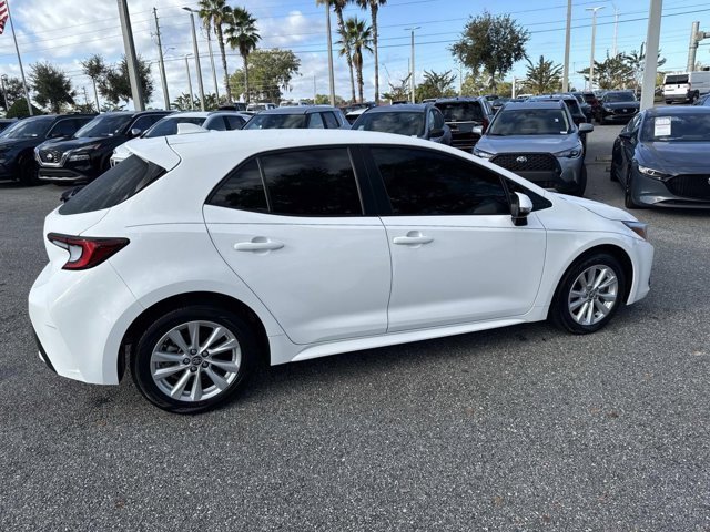 Certified 2025 Toyota Corolla SE image 2