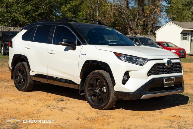 Used 2021 Toyota RAV4 XSE image 3