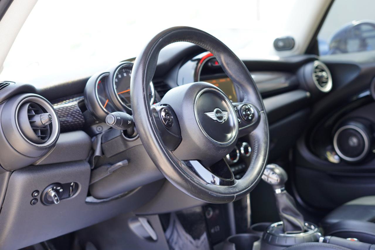 Used 2015 MINI Cooper S FWD image 9