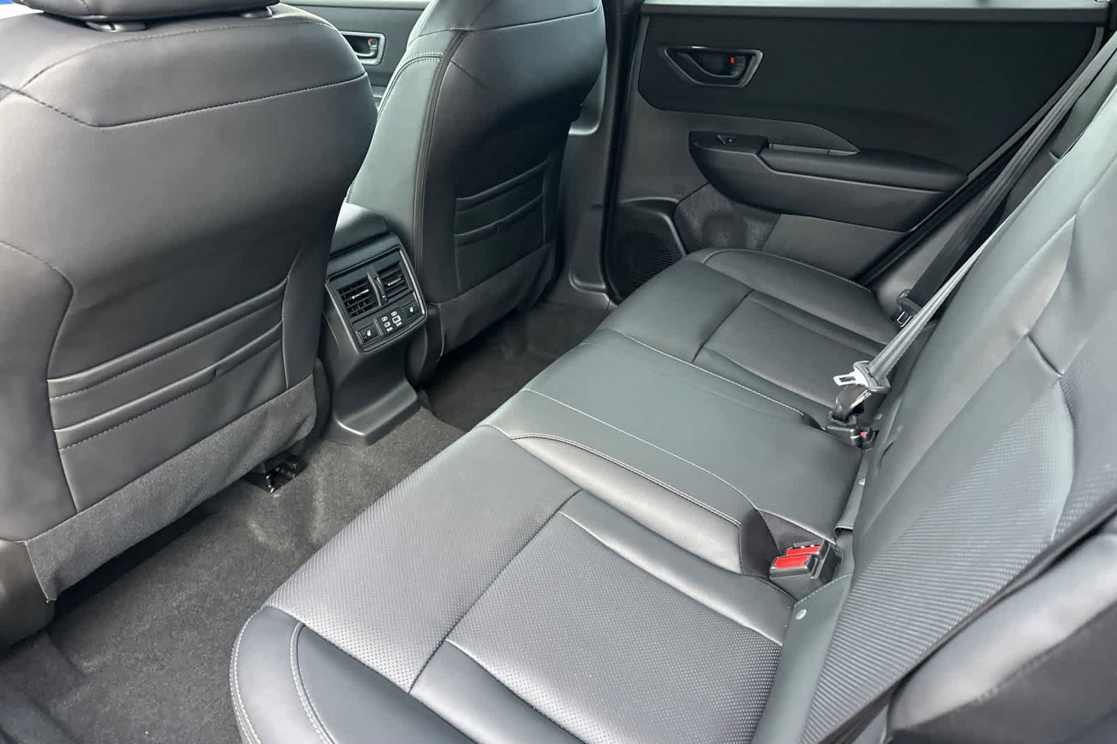 New 2026 Subaru Outback Limited AWD/4WD image 12