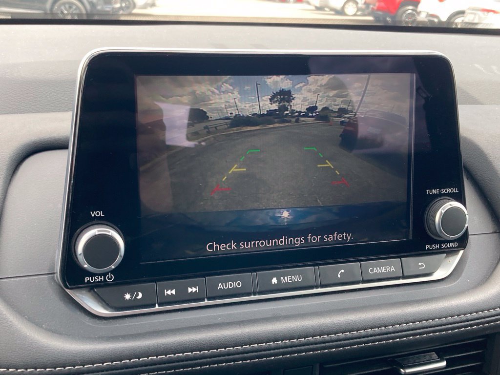 Used 2026 Nissan Rogue SV FWD image 23