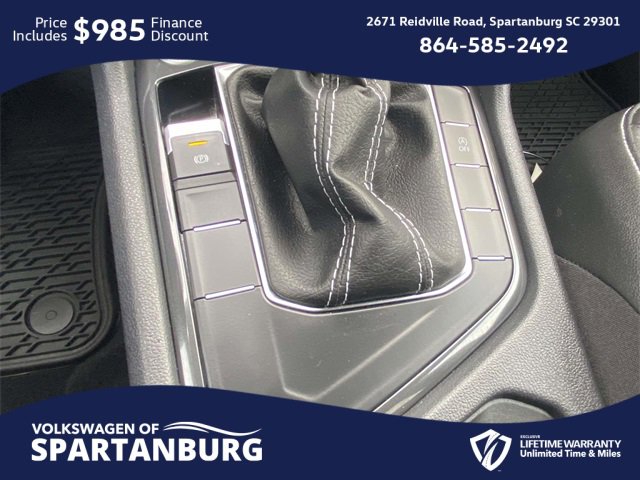 Used 2023 Volkswagen Tiguan SE image 29