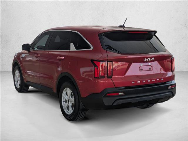 Used 2022 Kia Sorento LX image 8