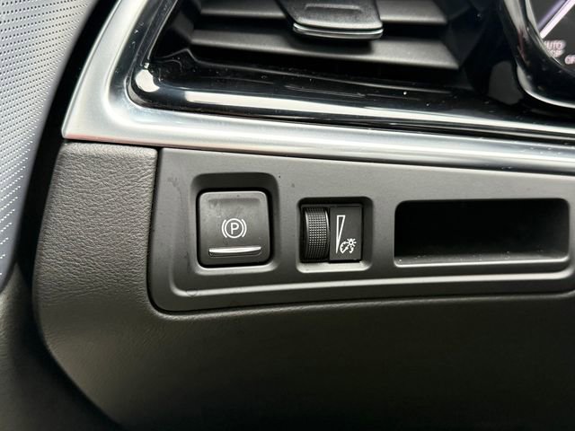 Used 2025 Cadillac XT6 Sport w/ LPO, Floor Liner Package image 23