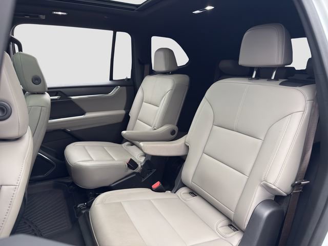 Used 2024 GMC Acadia Elevation w/ Luxury Package image 29