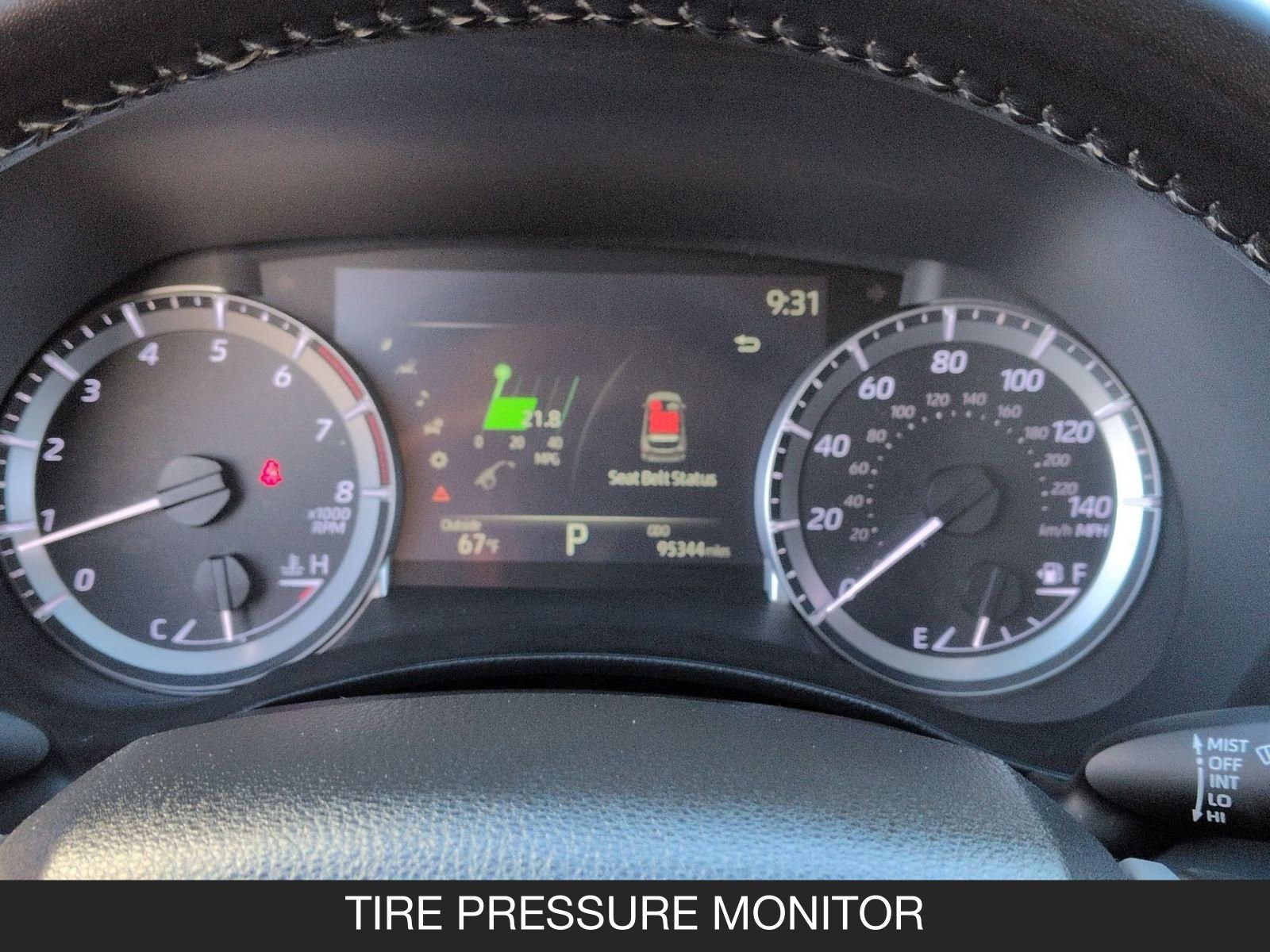 Used 2023 Toyota Highlander LE image 19