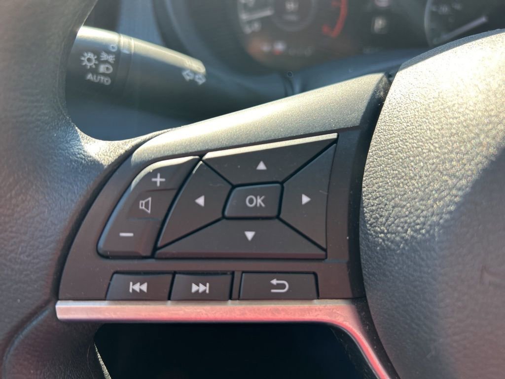 Used 2024 Nissan Kicks SV image 17