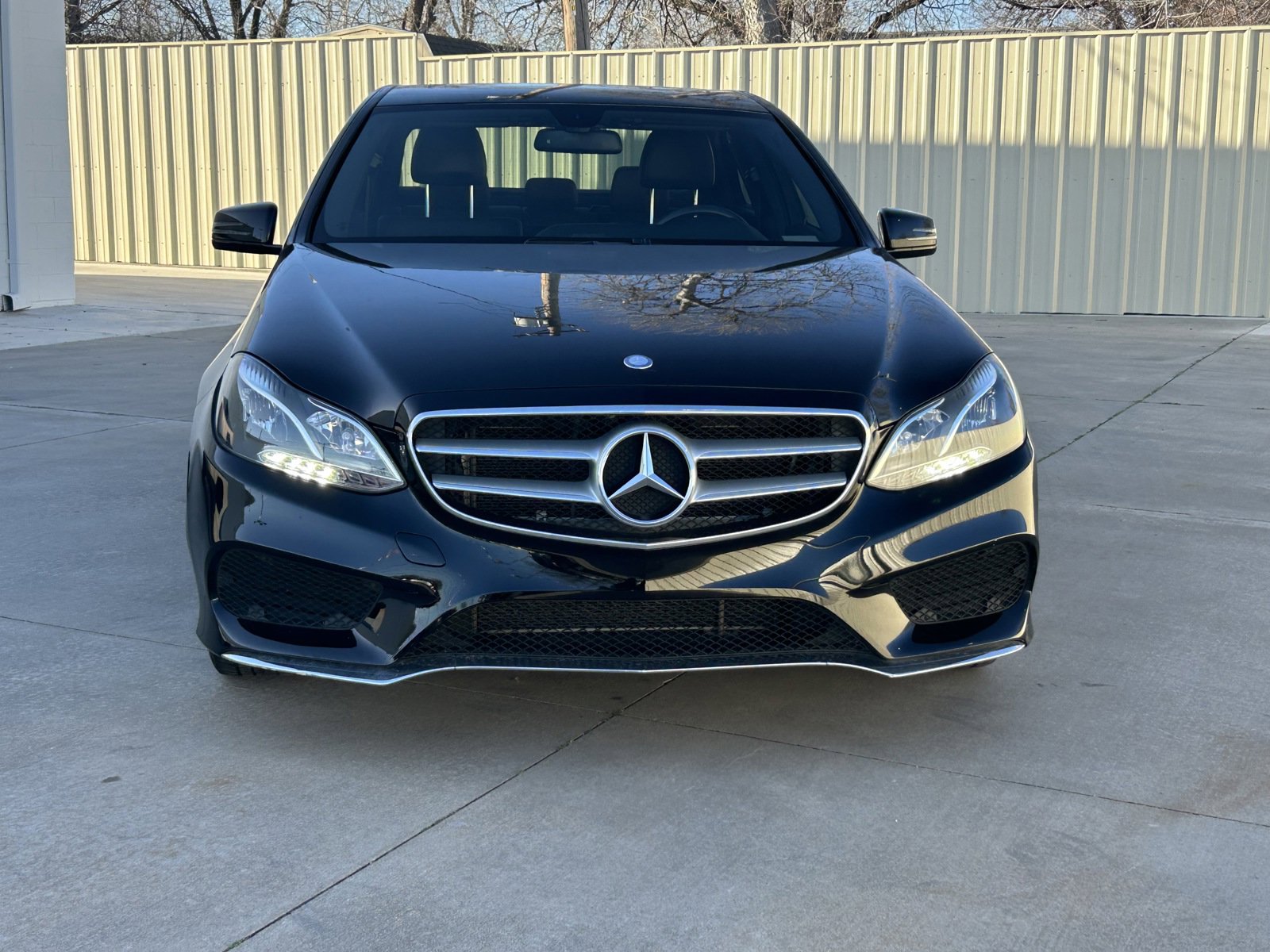Used 2014 Mercedes-Benz E 350 4MATIC image 2