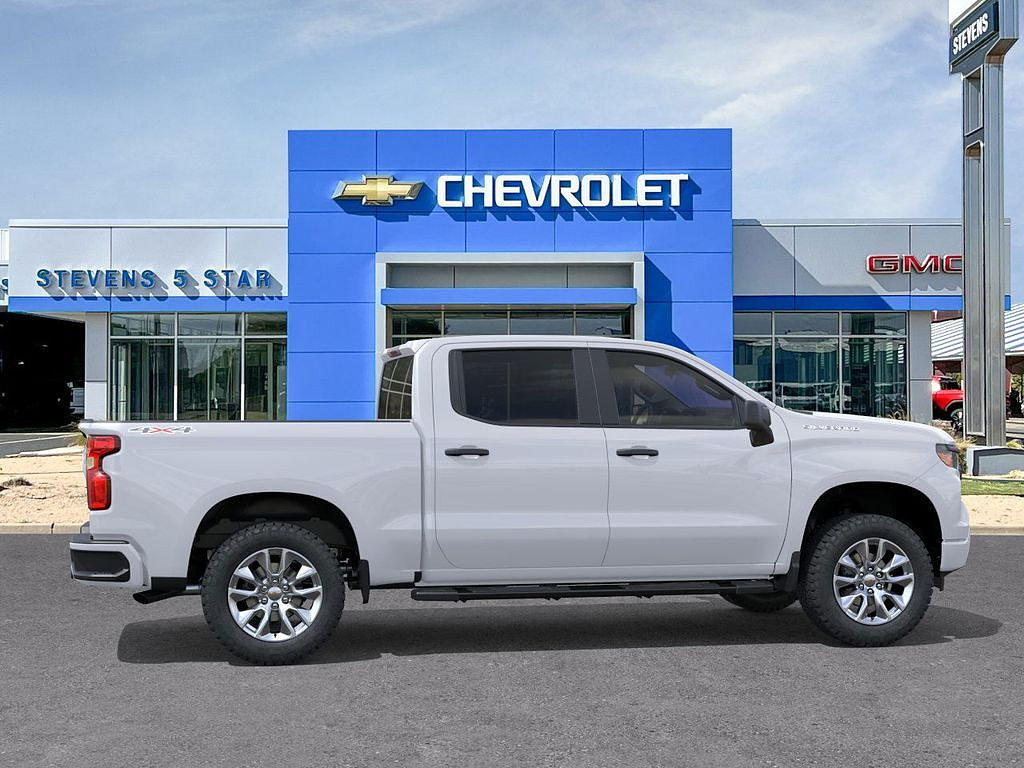 New 2026 Chevrolet Silverado 1500 Custom AWD/4WD image 5