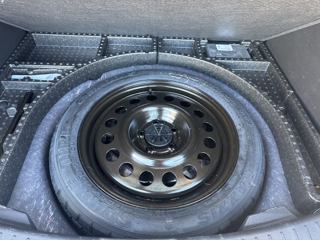 Certified 2019 Ford Escape SE image 44