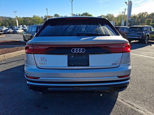Used 2019 Audi Q8 Premium Plus w/ Premium Plus AWD/4WD image 7